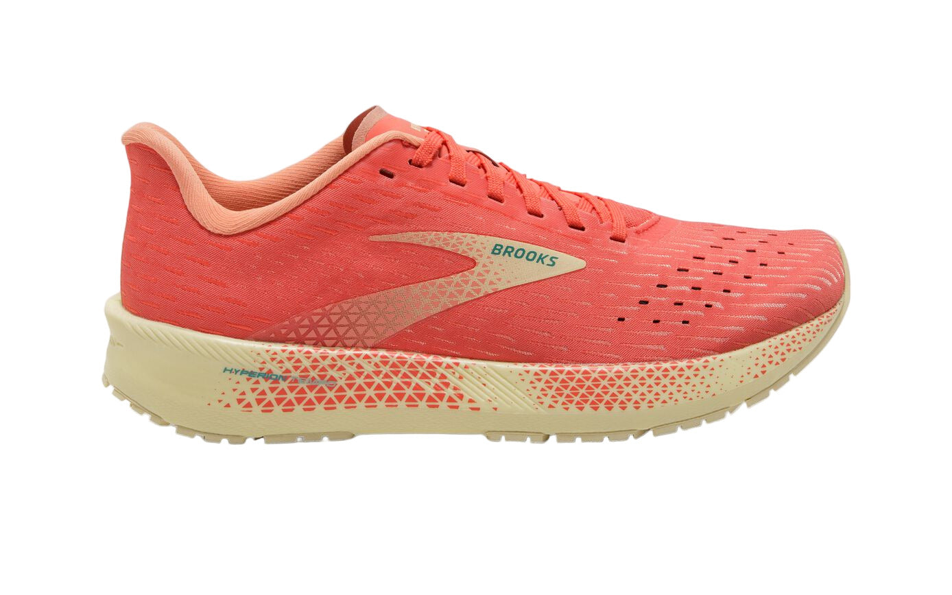 Women's Brooks Hyperion Tempo, Hot Coral/Flan/Fusion Coral, 9.5 B Medium