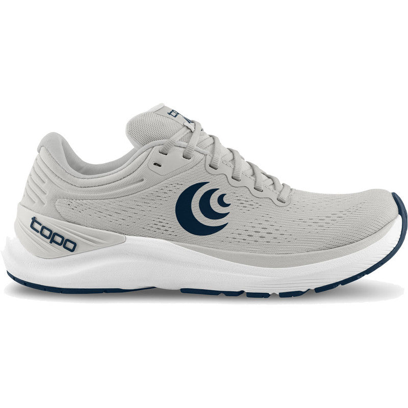 Men's Topo Athletic Ultrafly 4, Grey/Navy, 10.5 D Medium
