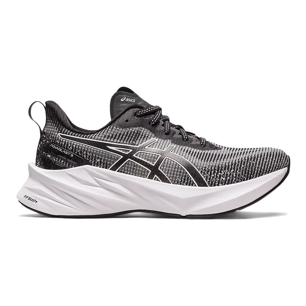 Women's Asics Novablast 3 LE, White/Black, 9.5 B Medium