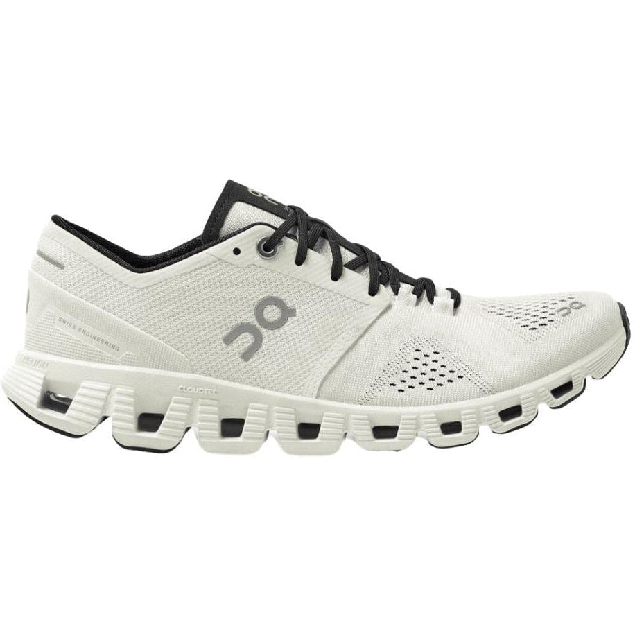 Women's On Cloud X, White/Black, 8.5 B Medium