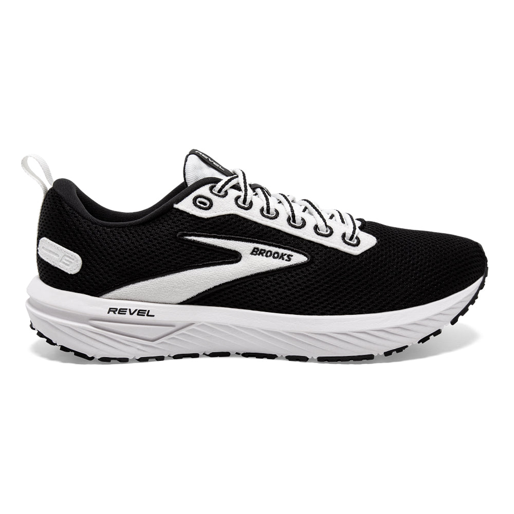 Women's Brooks Revel 6, Black/White, 8 B Medium