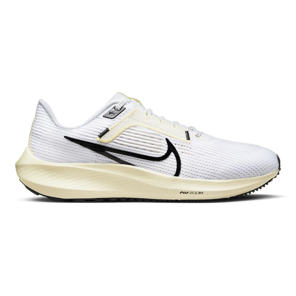 Women's Nike Pegasus 40, White/Black-Coconut Milk, 6.5 B Medium